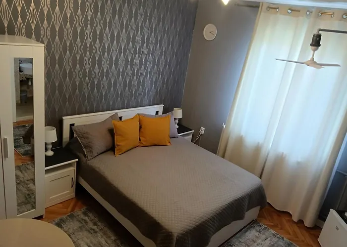 Crystal Room